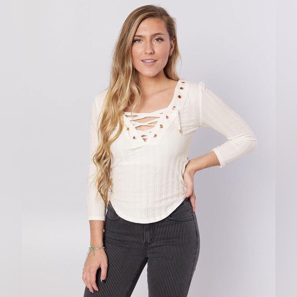 NWT FREE PEOPLE Ice Cold Ribbed Top Ivory Grommets Size Medium - Picture 2 of 12